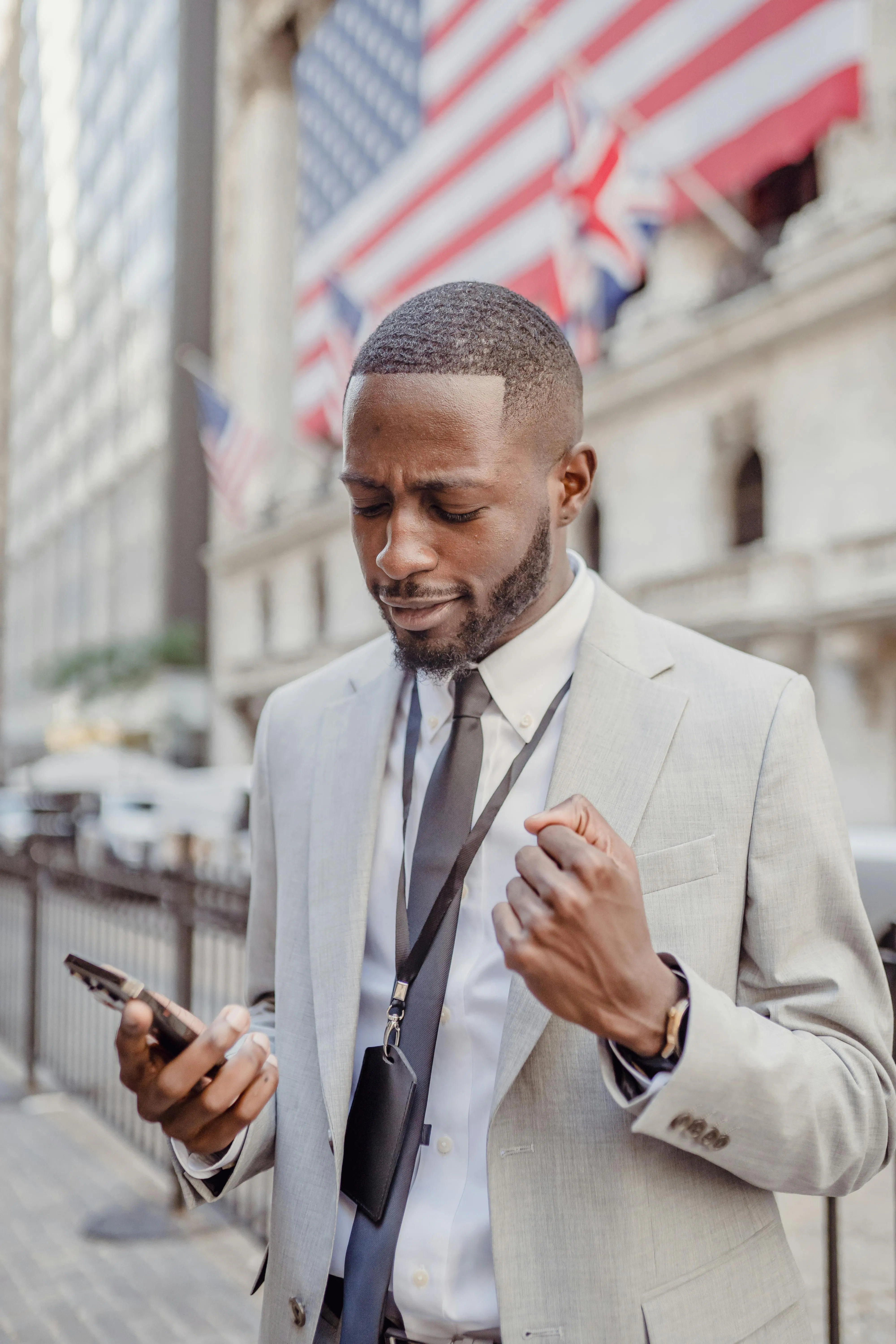 can you work in finance with an accounting degree